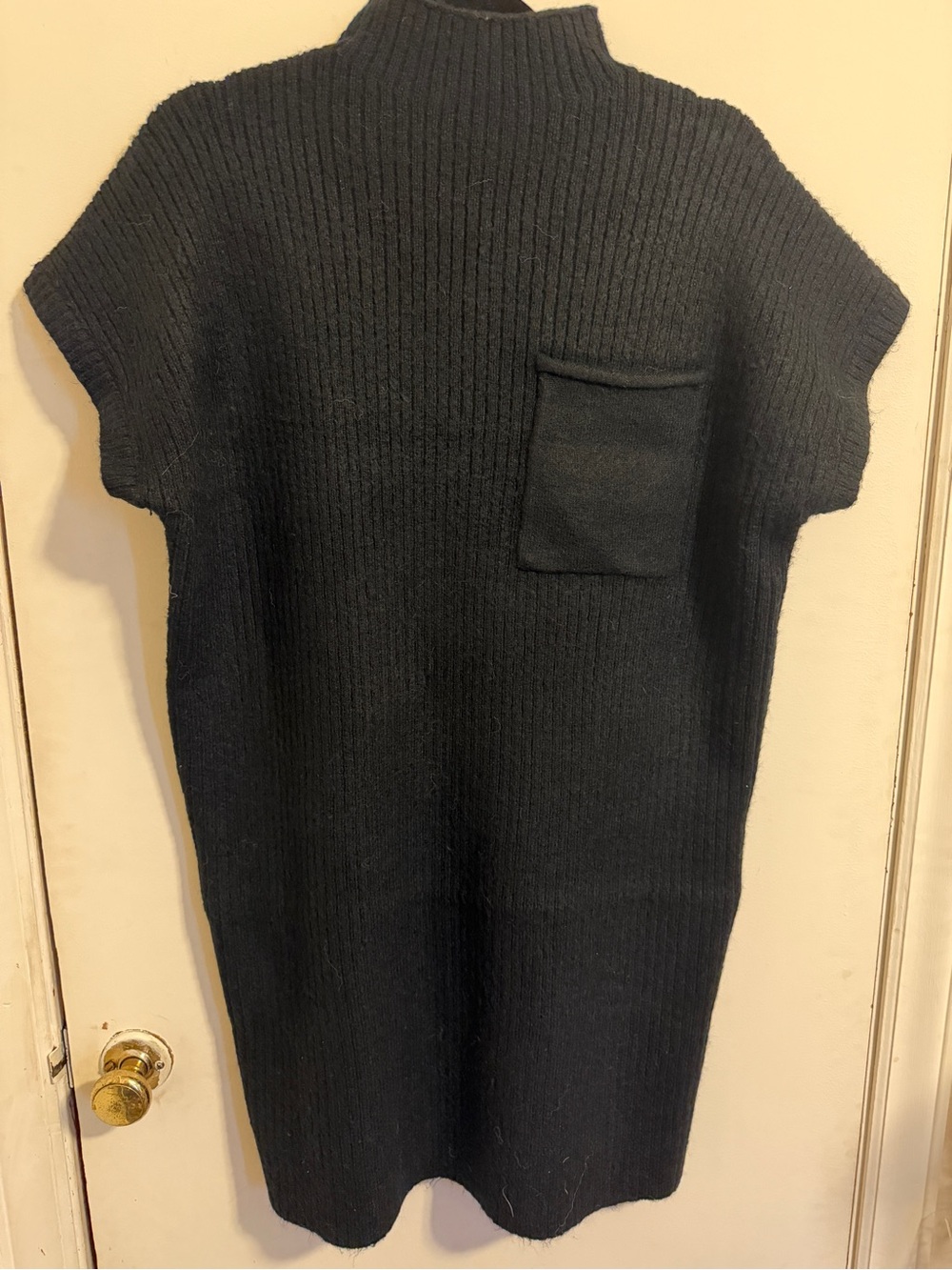 Zenana Outfitters Black Ribbed Knit Sleeveless Top Size Small New